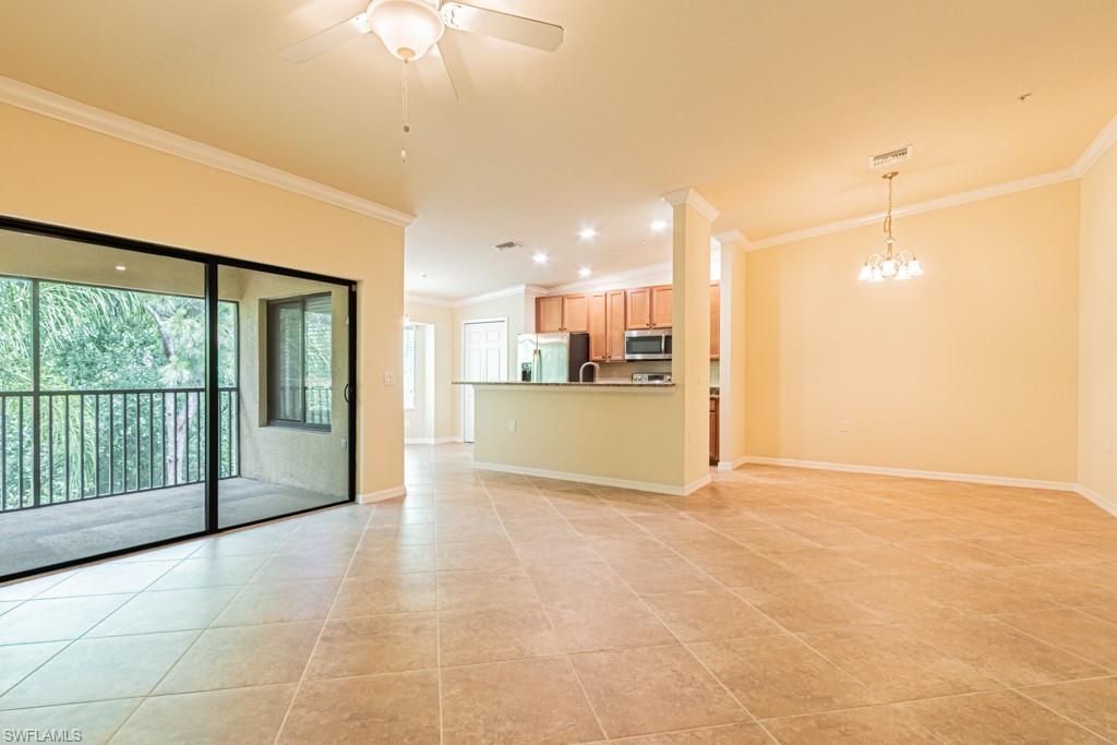 13761 Julias Way, Unit 323, Fort Myers, FL 33919 Photo