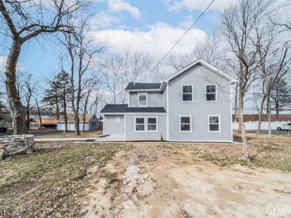 379 Old Georges Rd, North Brunswick, NJ 08902