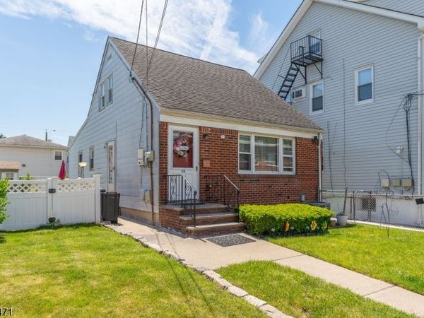 19 Albert St, North Arlington, NJ 07031