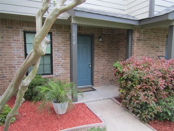 818 W Collins Street, Denton, TX 76201