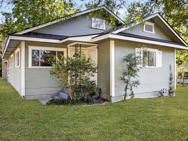 101 E College Street, Big Sandy, TX 75755