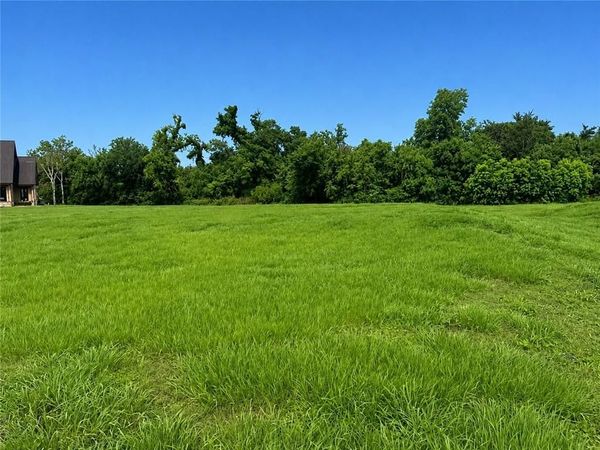 338 LEONA Drive , Raceland, LA 70394
