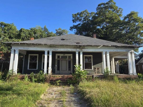 2687 Hillcrest Ave, Macon, GA 31204