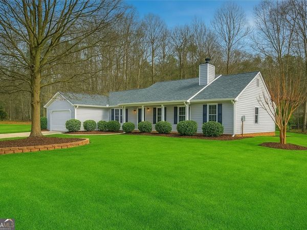 1374 Lance Circle, Winder, GA 30680