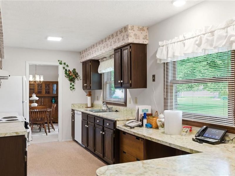 313 Towncrest Drive, Beavercreek, OH 45434 Photo 10