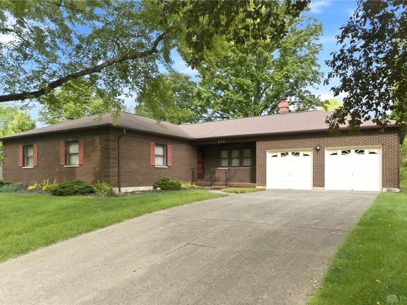 313 Towncrest Drive, Beavercreek, OH 45434 Photo 2