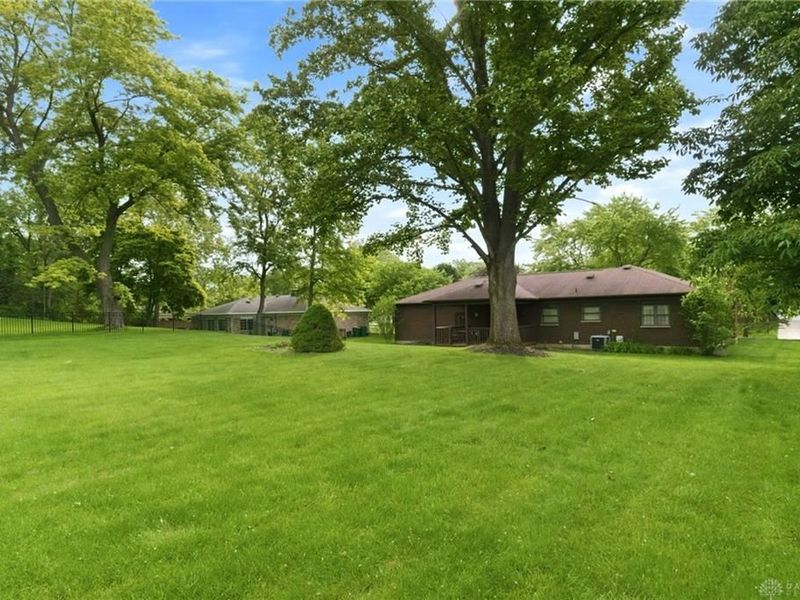 313 Towncrest Drive, Beavercreek, OH 45434 Photo 34