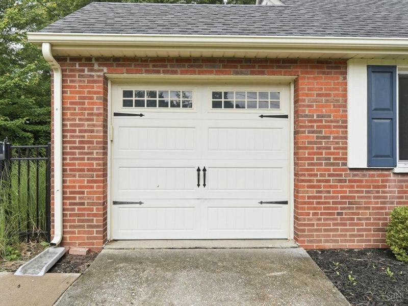 841 Sabino Court, Springfield Twp., OH 45231 Photo 6