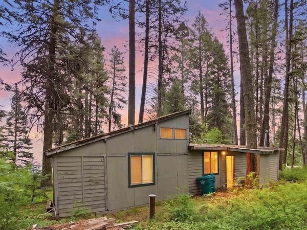 24 Pats Lane, Cascade, ID 83611