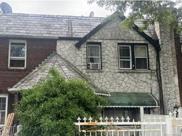 114-40 198th Street , Saint Albans, NY 11412