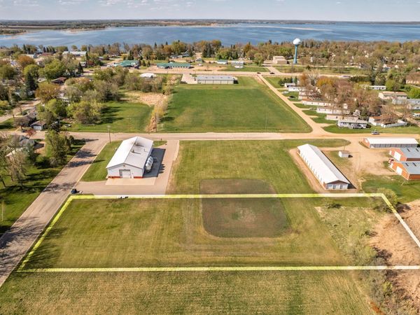 501 3rd Avenue E, Osakis, MN 56360
