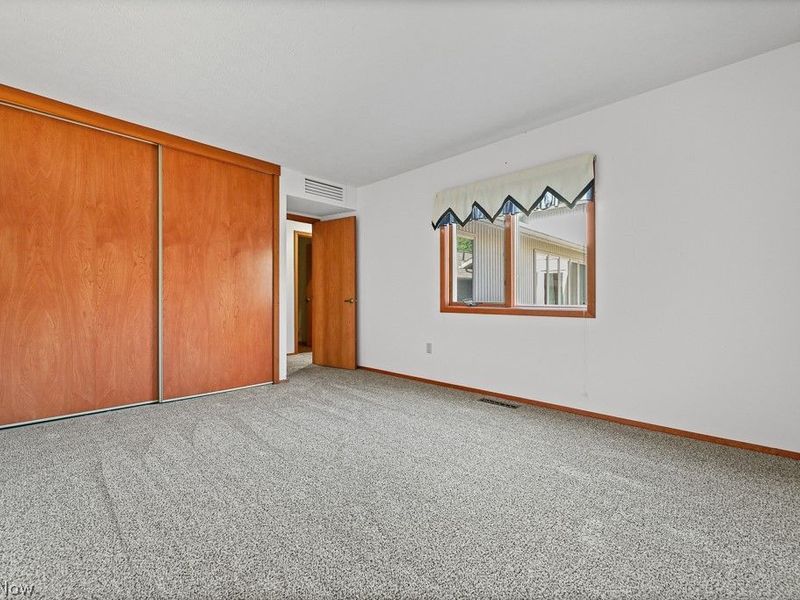 13063 Olympus Way , Strongsville, OH 44149 Photo 22