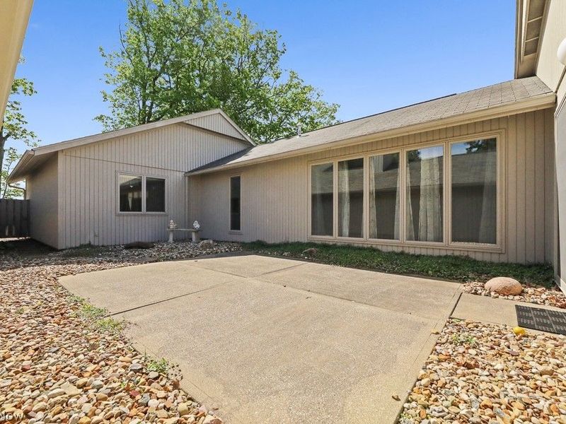 13063 Olympus Way , Strongsville, OH 44149 Photo 34