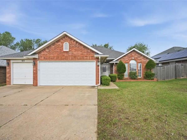 613 Bluegrass Lane, Yukon, OK 73099