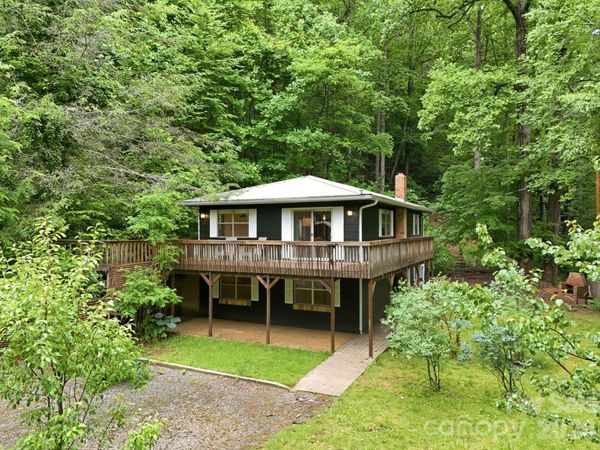 182 Saw Branch Road , Candler, NC 28715