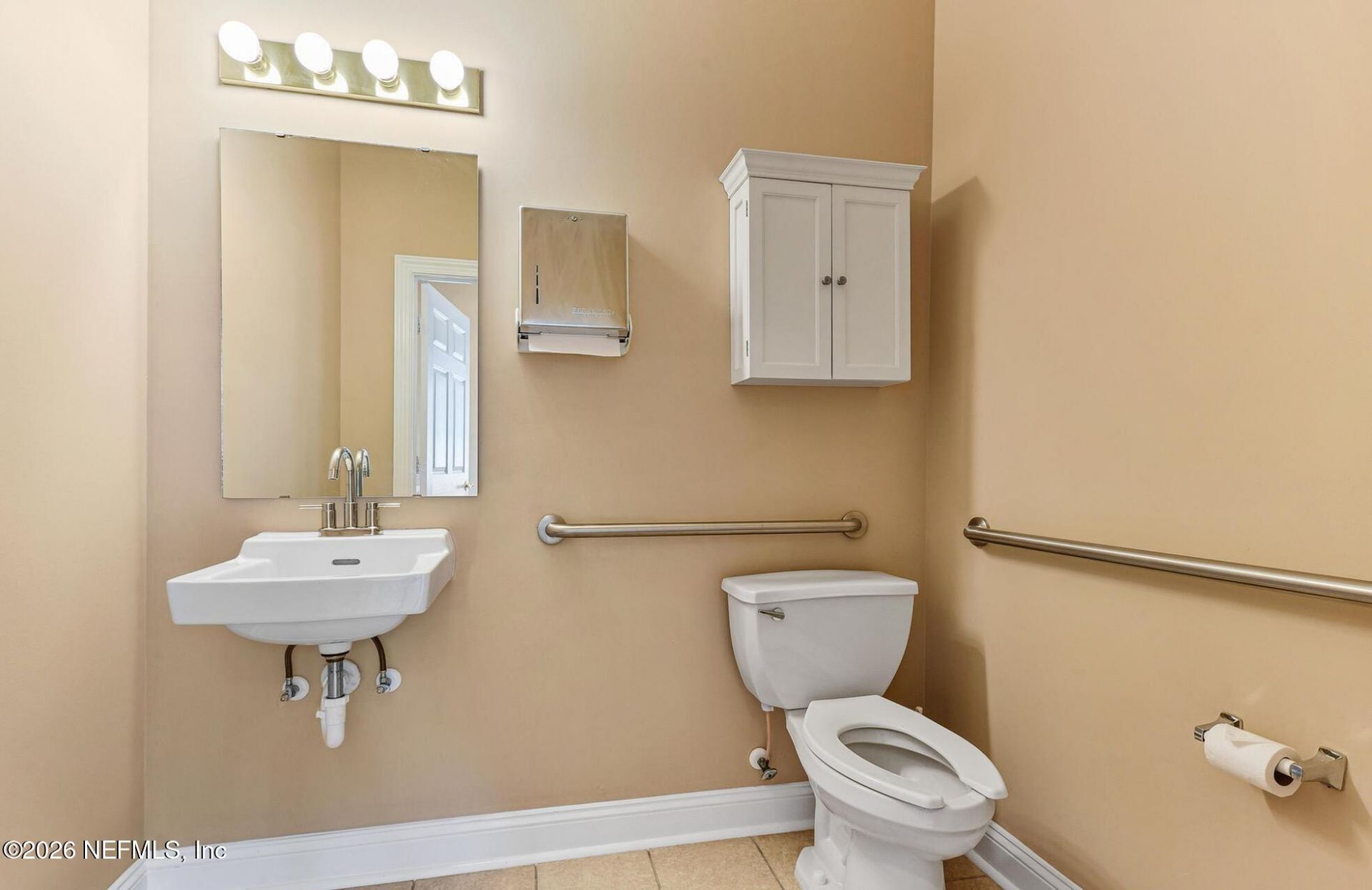 6817 Southpoint Parkway, Unit 901, Jacksonville, FL 32216 Photo