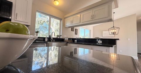 12155 Gilham Ct, Grass Valley, CA 95949 Photo