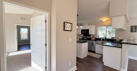 12155 Gilham Ct, Grass Valley, CA 95949 Photo