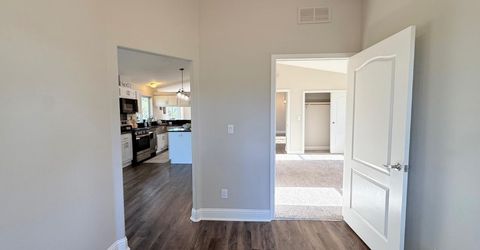 12155 Gilham Ct, Grass Valley, CA 95949 Photo
