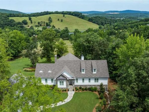 185 Marion Dairy Road , Lindale, GA 30147