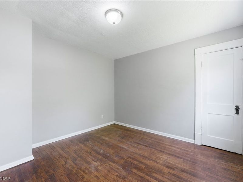 8005 Vineyard Avenue, Cleveland, OH 44105 Photo 27