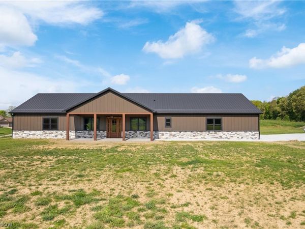2085 Belfort Avenue, Louisville, OH 44641