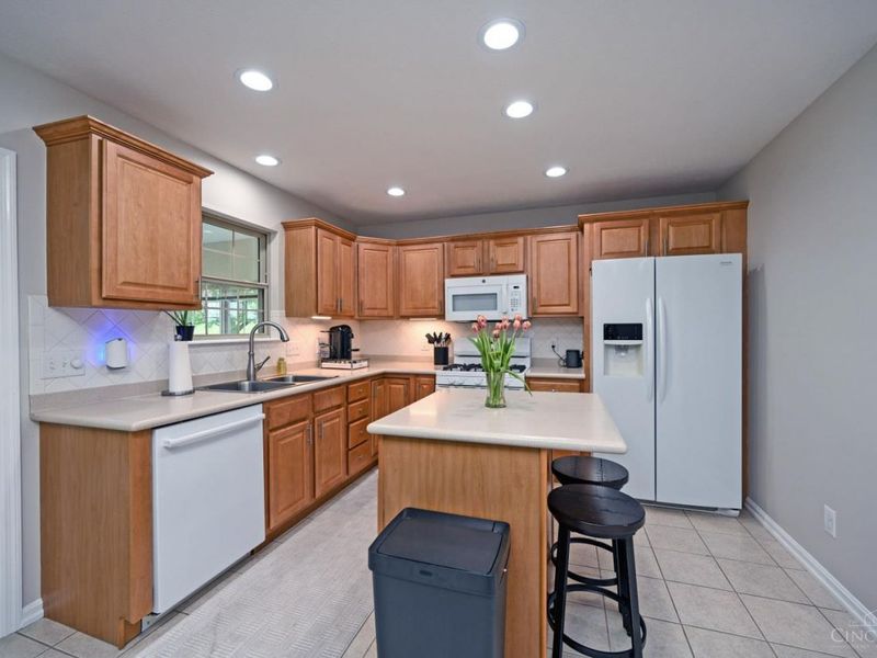 5237 Elk Run Drive, Liberty Township, OH 45011 Photo 12