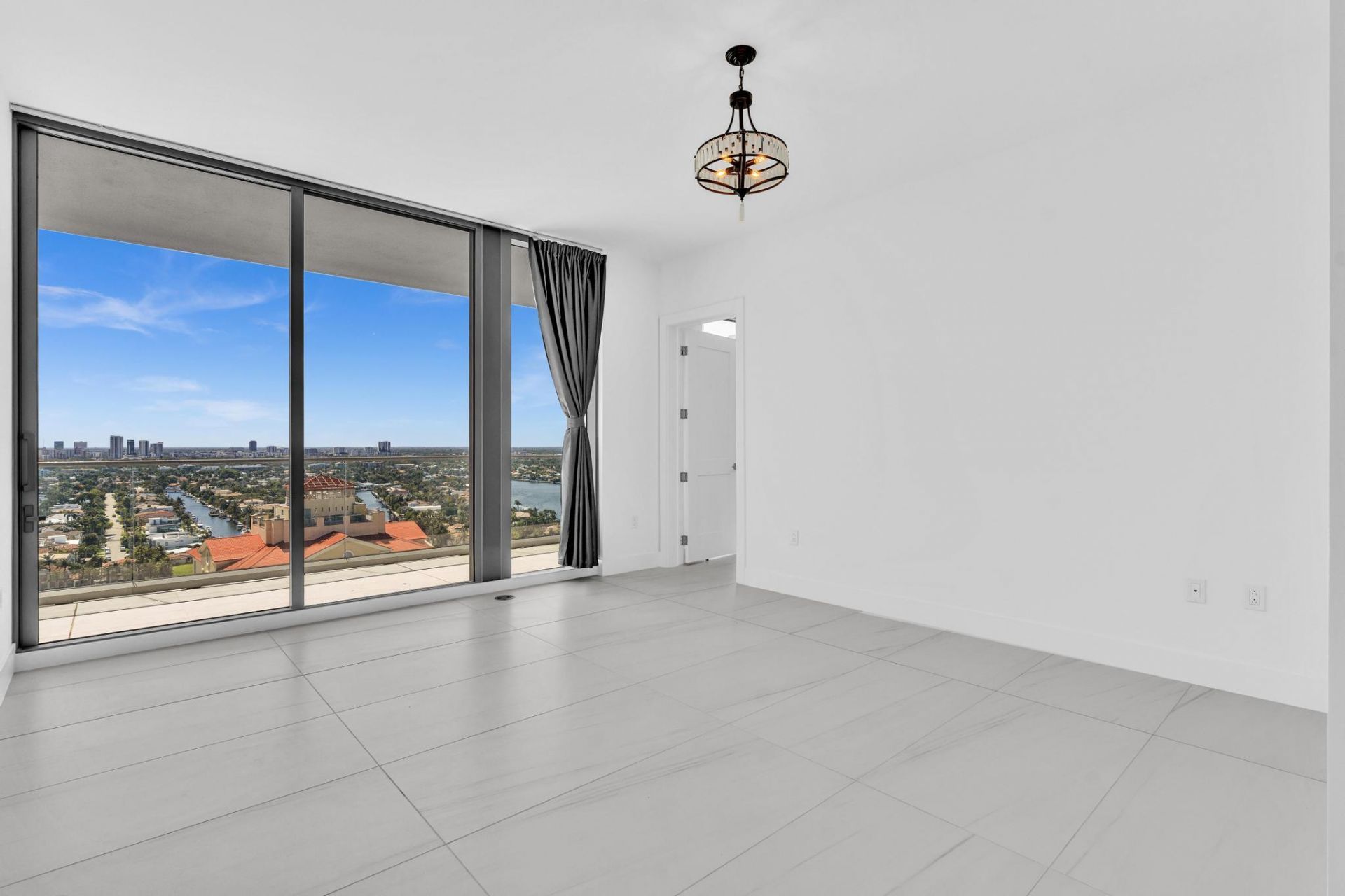 151 N Seabreeze Boulevard, Unit 1902, Fort Lauderdale, FL 33304 Photo