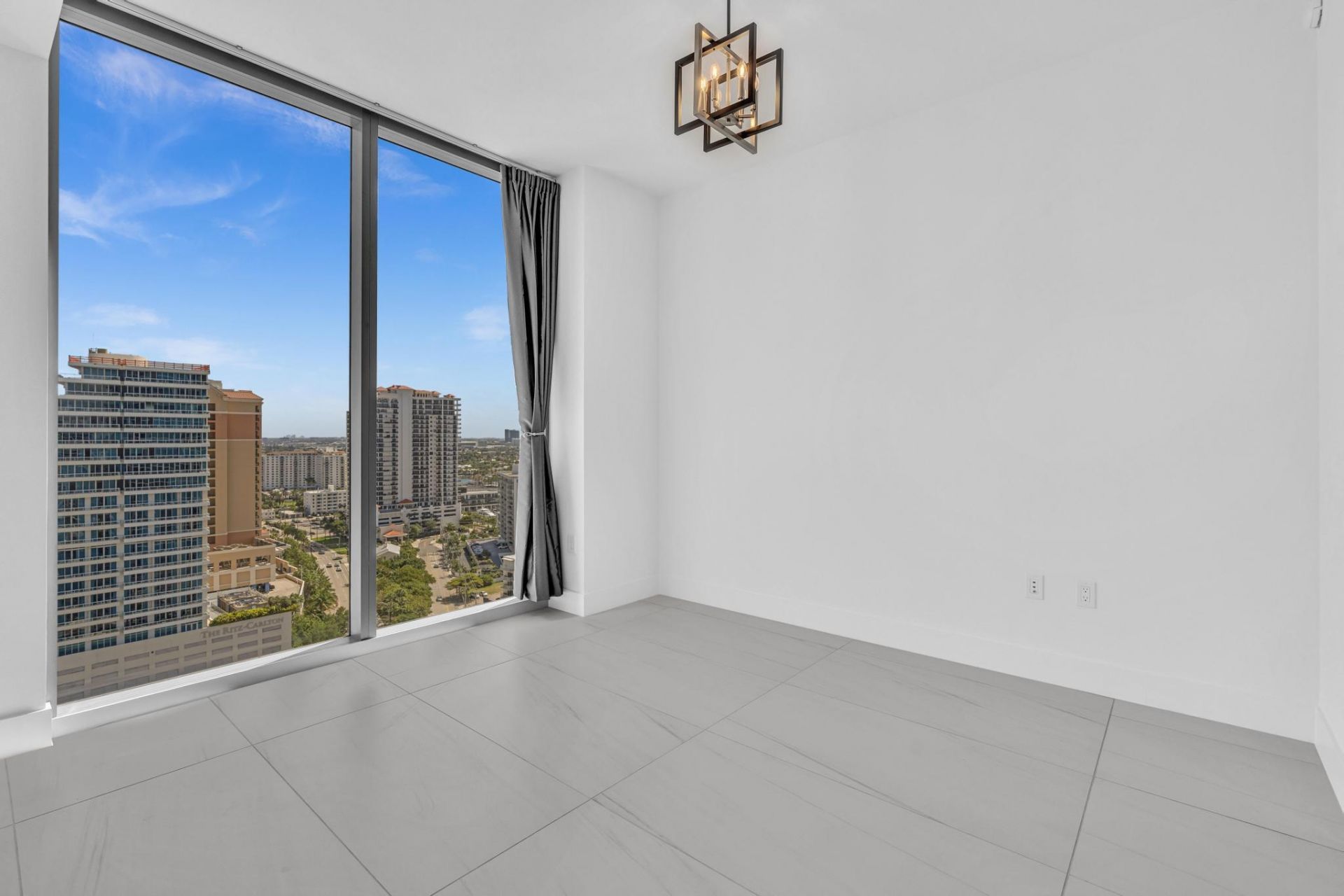 151 N Seabreeze Boulevard, Unit 1902, Fort Lauderdale, FL 33304 Photo