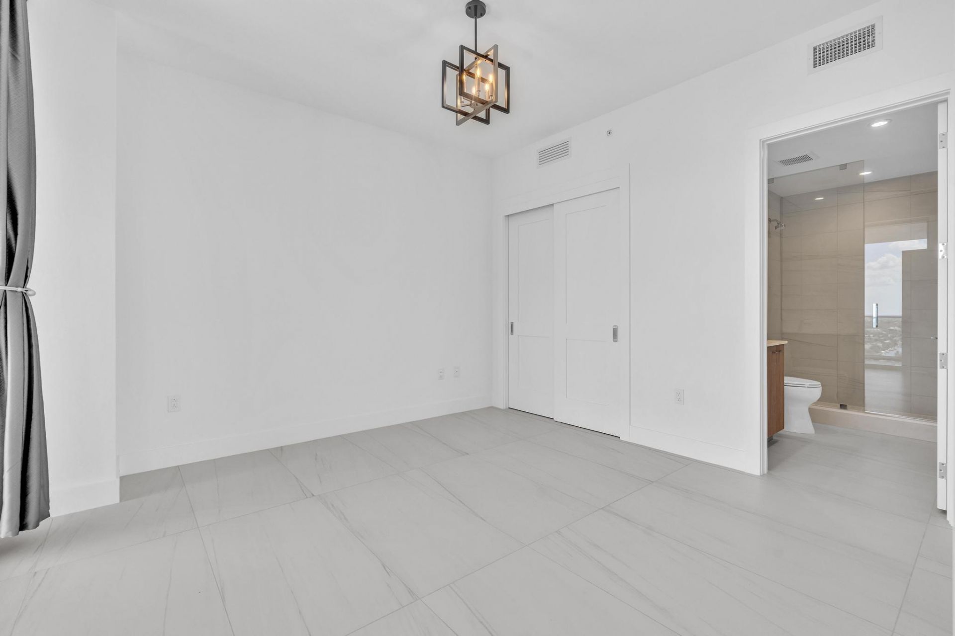 151 N Seabreeze Boulevard, Unit 1902, Fort Lauderdale, FL 33304 Photo