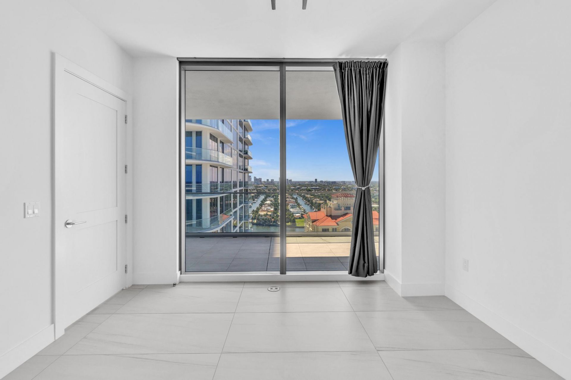 151 N Seabreeze Boulevard, Unit 1902, Fort Lauderdale, FL 33304 Photo