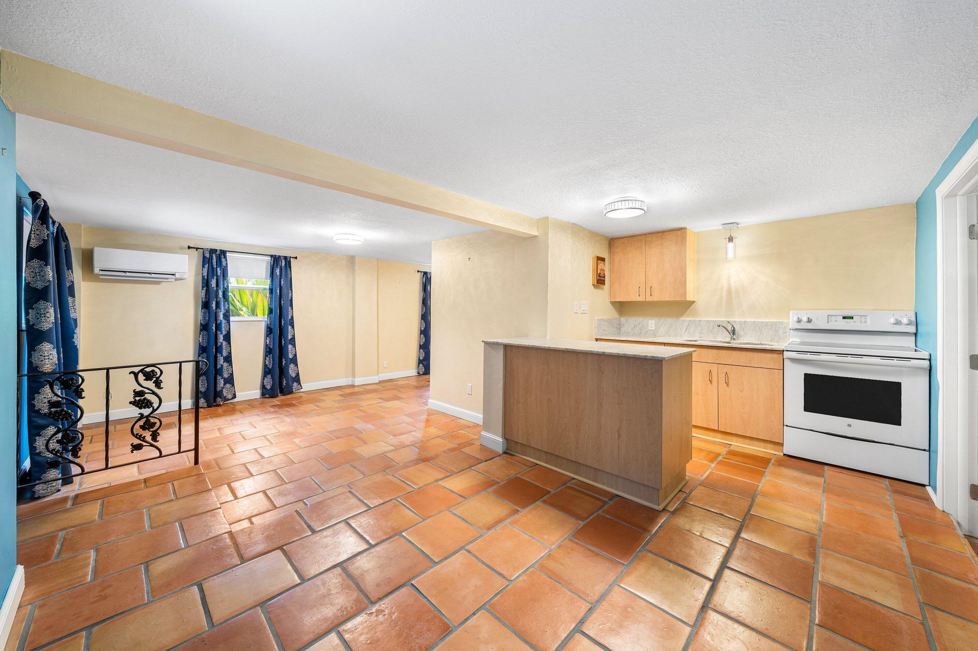2873 Riverland Road, Fort Lauderdale, FL 33312 Photo