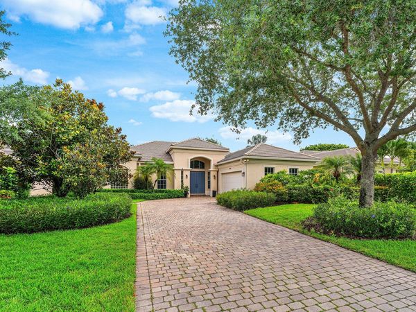 2068 Wightman Drive, Wellington, FL 33414