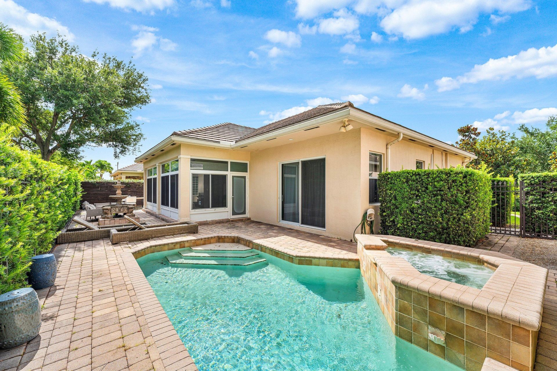 2068 Wightman Drive, Wellington, FL 33414 Photo