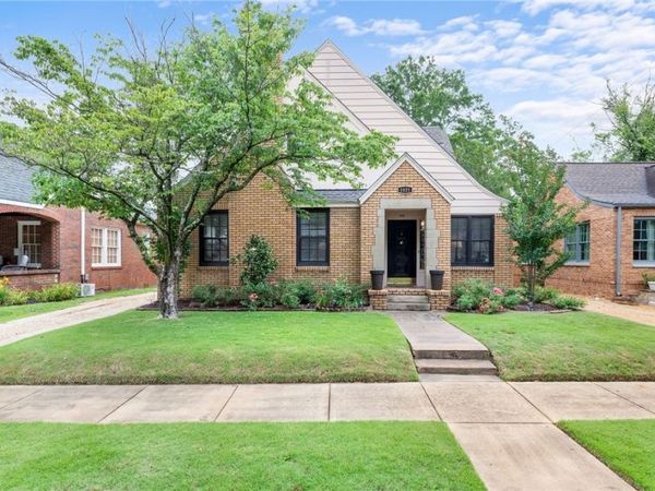 1021 Myrtlewood Drive, Tuscaloosa, AL 35401