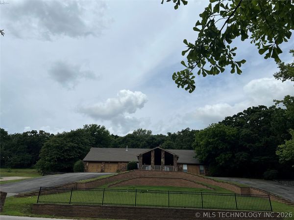 7840 S Louisville Avenue , Tulsa, OK 74136