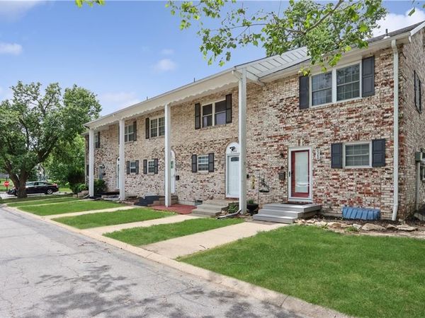 8350 Woodward Street, Overland Park, KS 66212