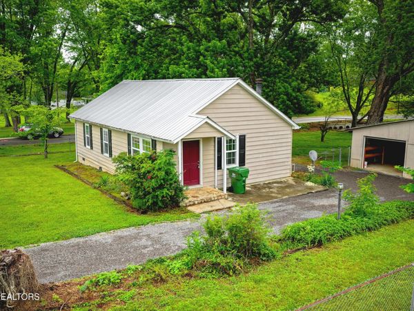 408 Amerine Rd, Maryville, TN 37804