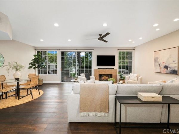 460 Providence Court, Unit 101, Long Beach, CA 90803