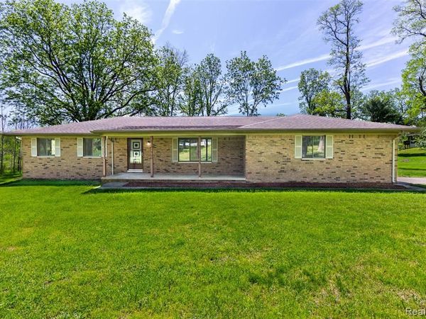 2875 Auten Road, Groveland Twp, MI 48462