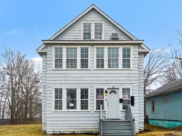 20 Frank Street, Pontiac, MI 48342