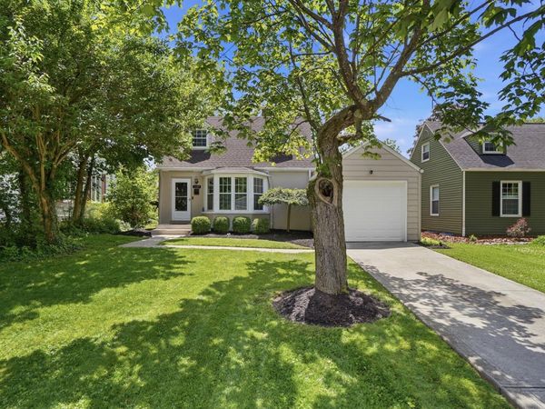 539 Colonial Avenue, Worthington, OH 43085