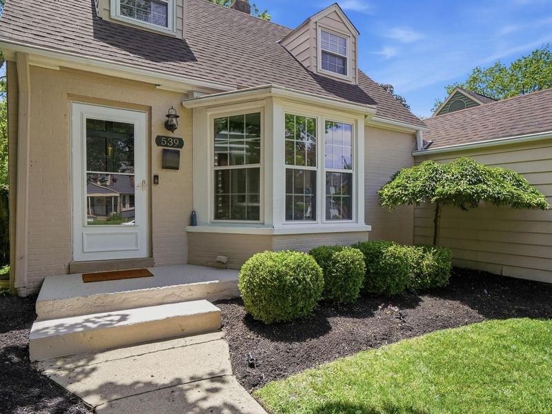539 Colonial Avenue, Worthington, OH 43085 Photo 3