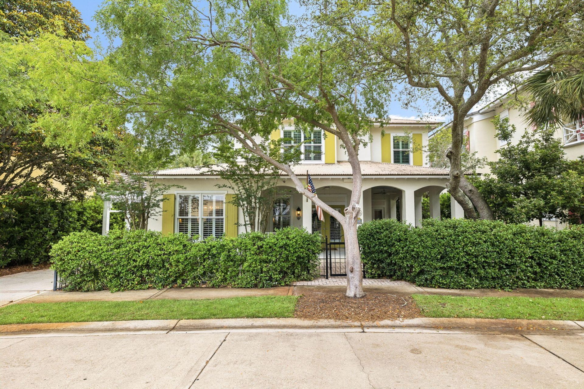 20 Place De La Fontaine, Miramar Beach, FL 32550 Main Photo