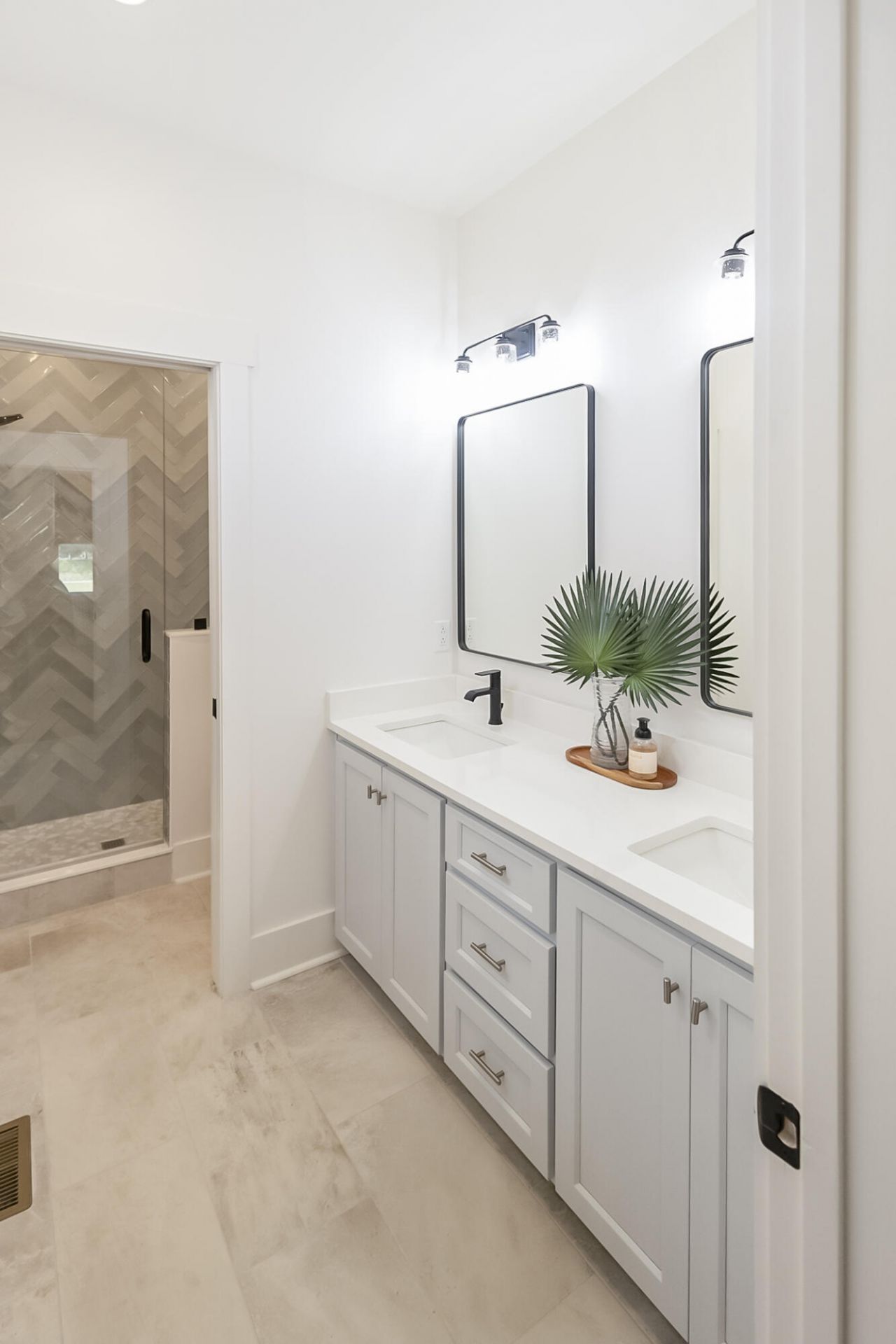 53 Hannahan Lane Photo 10