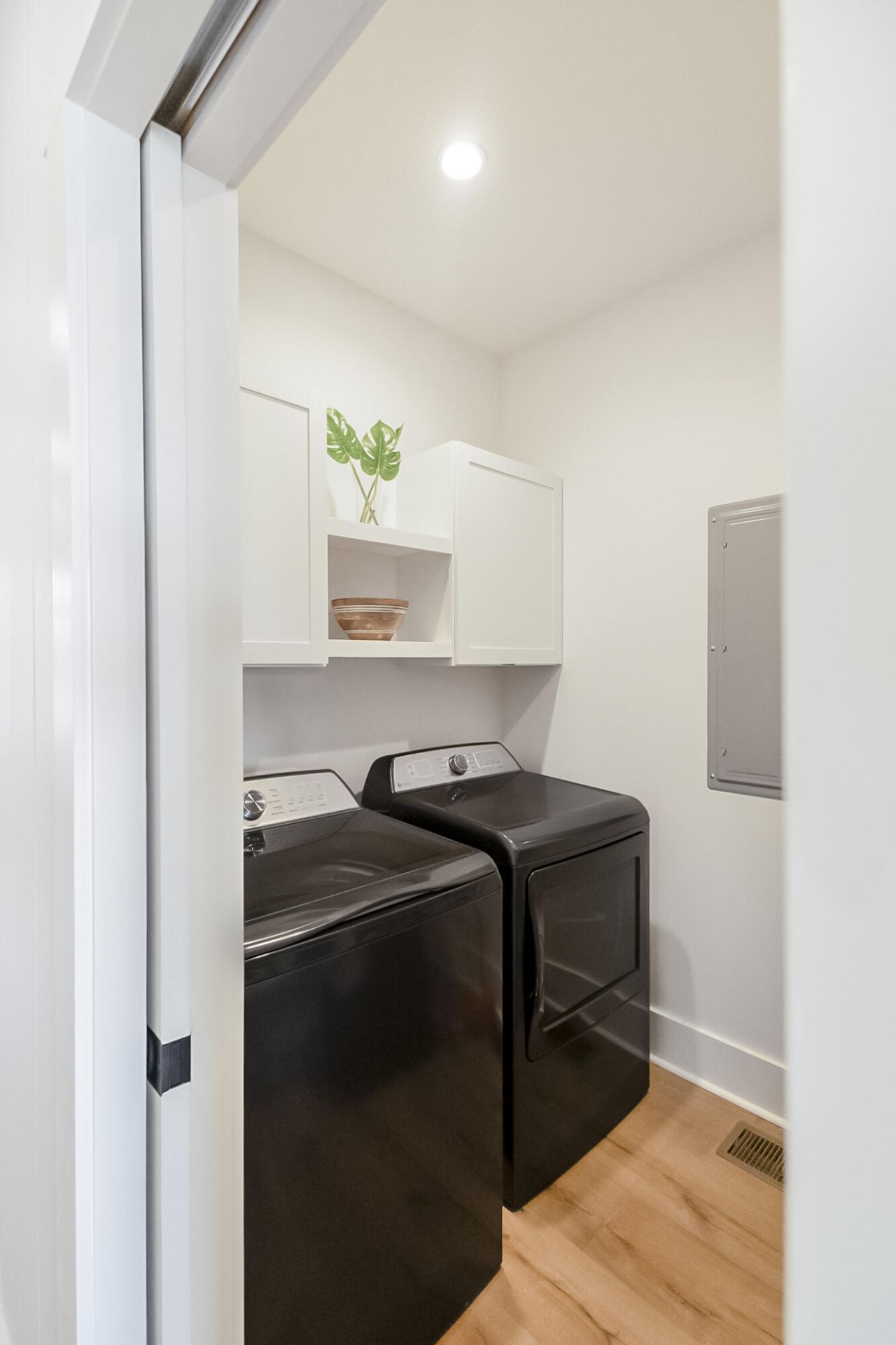 53 Hannahan Lane Photo 12