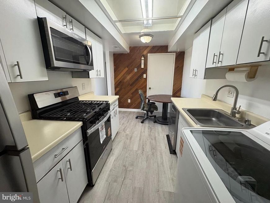 10241 Prince Place, Unit 27-203, Upper Marlboro, MD 20774 Main Photo