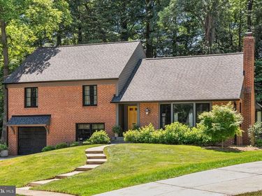 825 ELAINE COURT , ALEXANDRIA, VA 22308