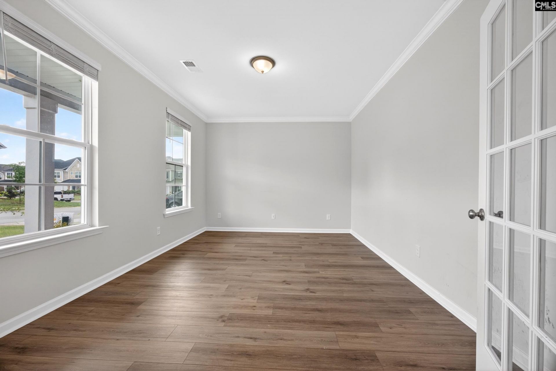 609 Hiawatha Drive  Photo 13