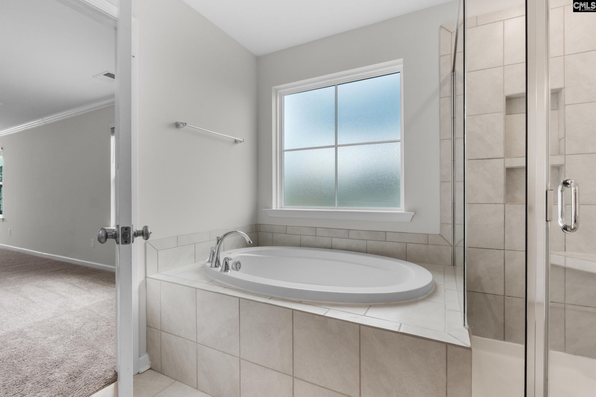 609 Hiawatha Drive  Photo 29